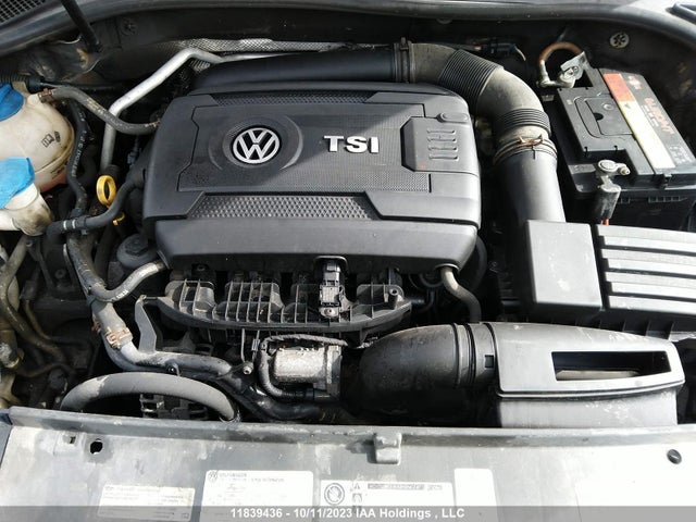 1VWCS7A38FC056197 Volkswagen Passat Highline