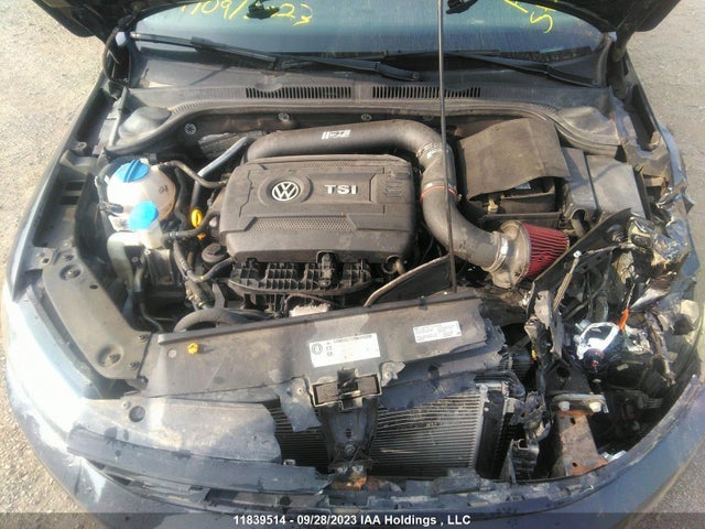 3VWL07AJ4GM374175 Volkswagen Jetta Sedan Highline