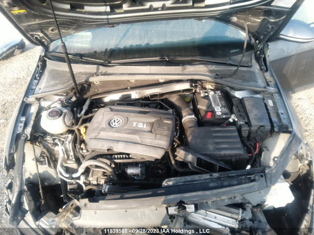 3VWR17AU0KM518895 Volkswagen Golf Sportwagen Execline
