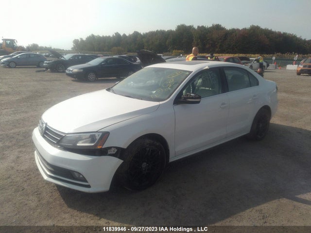 3VWL17AJ1HM210414 Volkswagen Jetta Sedan Highline