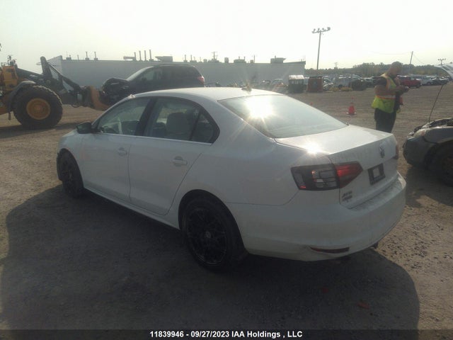 3VWL17AJ1HM210414 Volkswagen Jetta Sedan Highline