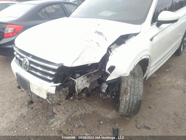 3VV4B7AXXMM098247 Volkswagen Tiguan Highline