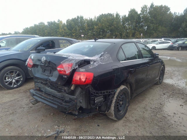 3VWD07AJXEM336435 Volkswagen Jetta Sedan Comfortline