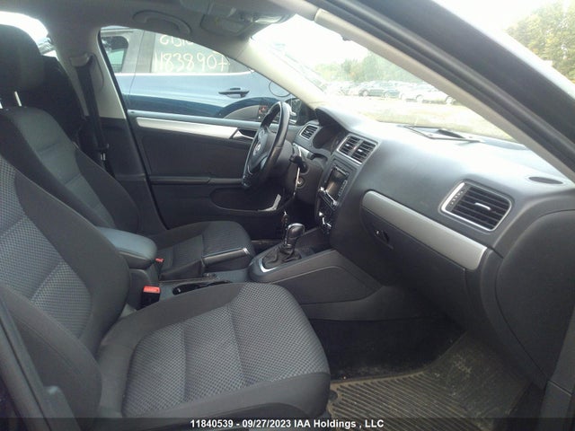 3VWD07AJXEM336435 Volkswagen Jetta Sedan Comfortline