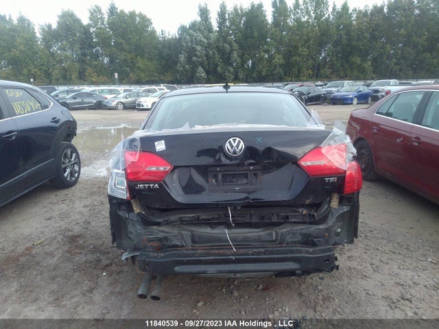 3VWD07AJXEM336435 Volkswagen Jetta Sedan Comfortline