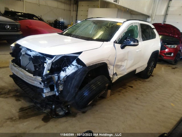 Toyota RAV4 LE 2020 2T3B1RFVXLW104637 Image 2