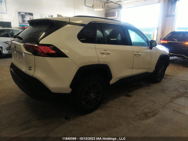 Toyota RAV4 LE 2020 2T3B1RFVXLW104637 Image 4