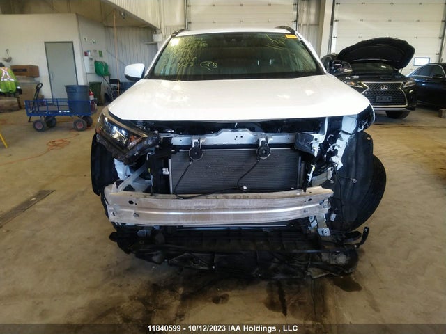 Toyota RAV4 LE 2020 2T3B1RFVXLW104637 Image 6