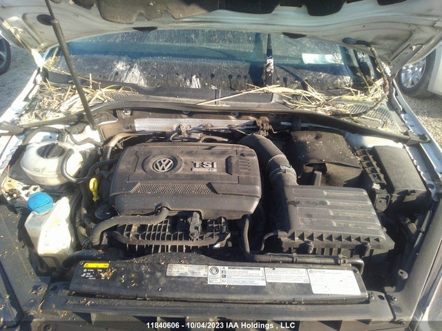 WVWLF7AU1GW244849 Volkswagen Golf R