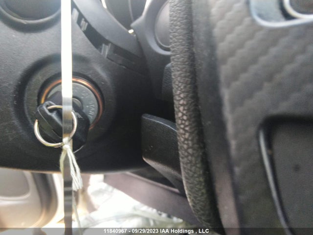 JA4AJ3AU5KU603908 Mitsubishi RVR SE