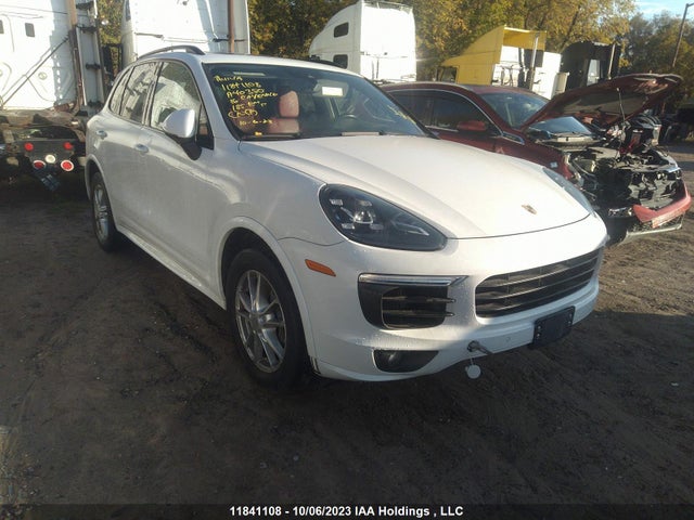 2016 WP1AF2A28GLA40350 main image