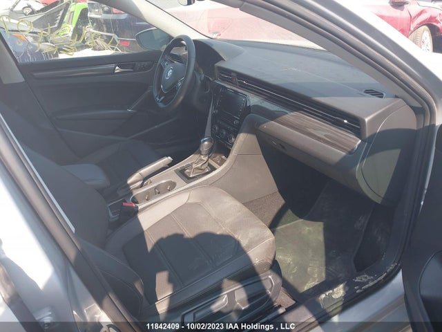 1VWBA7A33MC013236 Volkswagen Passat Highline