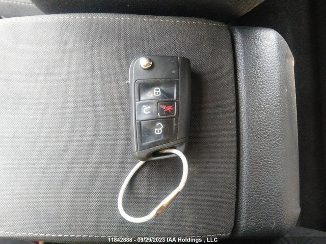 3VWG57AU2MM003461 Volkswagen Golf Comfortline/highline