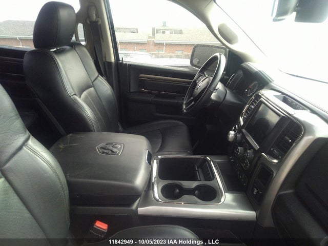1C6RR7MTXJS107550 RAM 1500 Sport