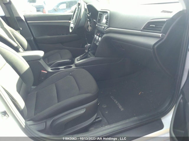 Hyundai Elantra Essential 2019 KMHD74LFXKU893192 Image 5