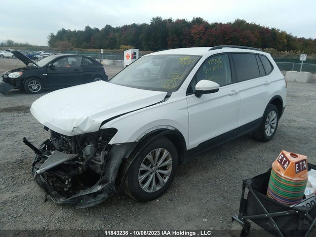 Volkswagen Tiguan Trendline 2018 3VV0B7AX2JM185098 Image 2