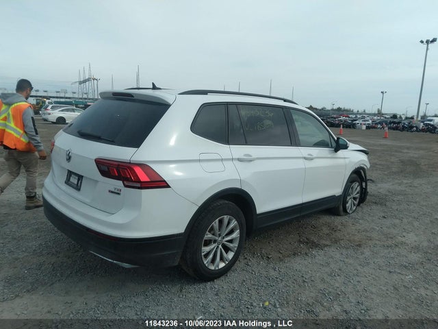 Volkswagen Tiguan Trendline 2018 3VV0B7AX2JM185098 Image 4