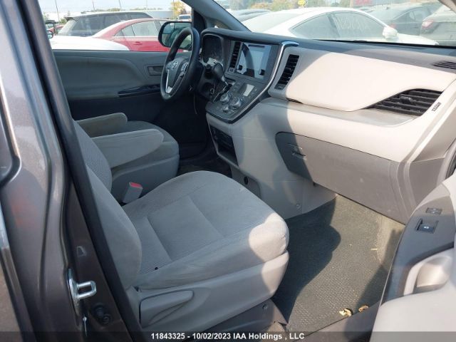 Toyota SIENNA 2017 5TDZZ3DCXHS882189 Image 5