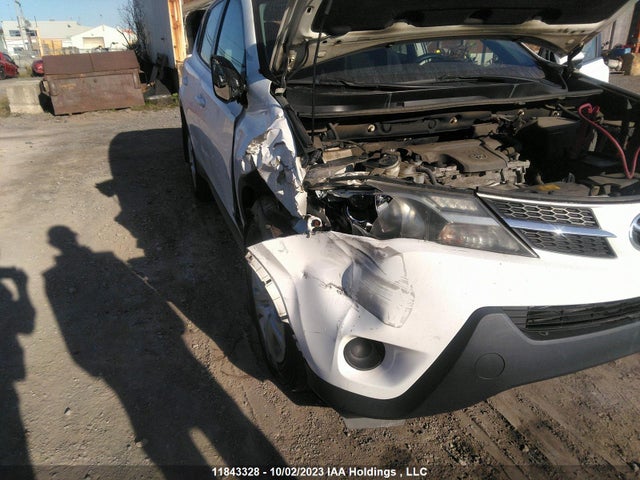 Toyota RAV4 LE 2014 2T3ZFREVXEW074060 Image 6