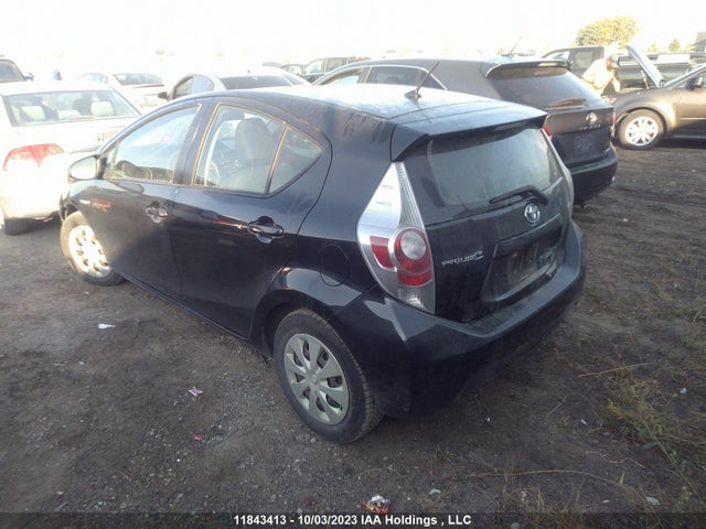 Toyota PRIUS C 2014 JTDKDTB37E1061725 Image 3