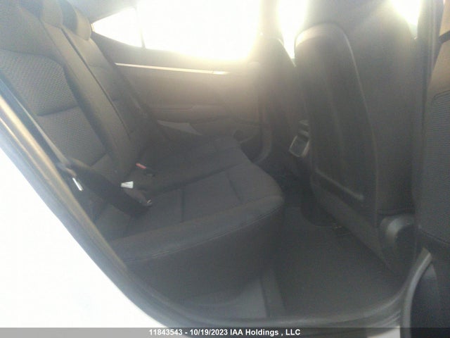 Hyundai Elantra Preferred 2019 KMHD84LF9KU771534 Image 8