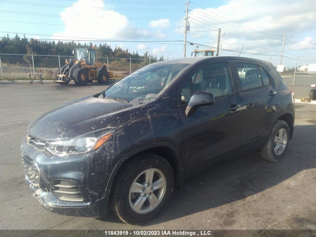 Chevrolet TRAX LS 2019 3GNCJNSB4KL301955 Image 2