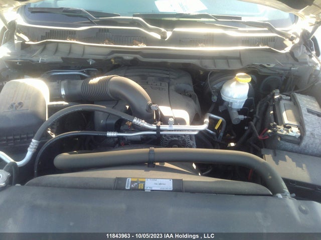 1C6RR7KT1KS565658 RAM 1500 Classic Express