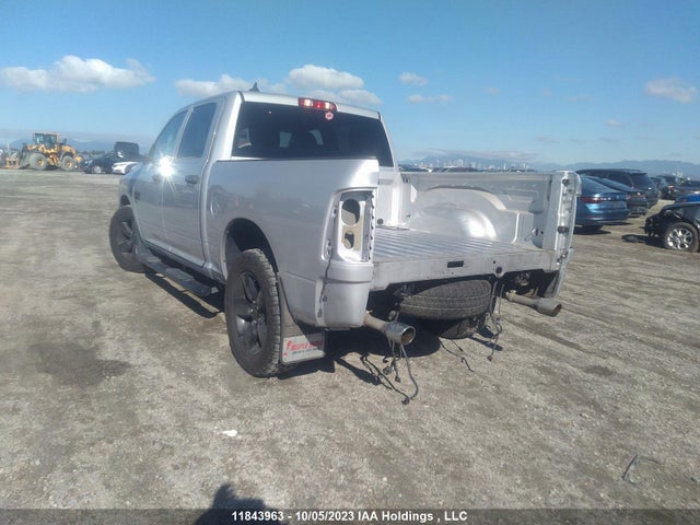 1C6RR7KT1KS565658 RAM 1500 Classic Express
