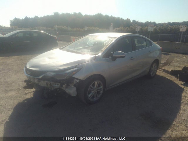 Chevrolet CRUZE LT 2018 1G1BE5SM1J7186723 Image 2