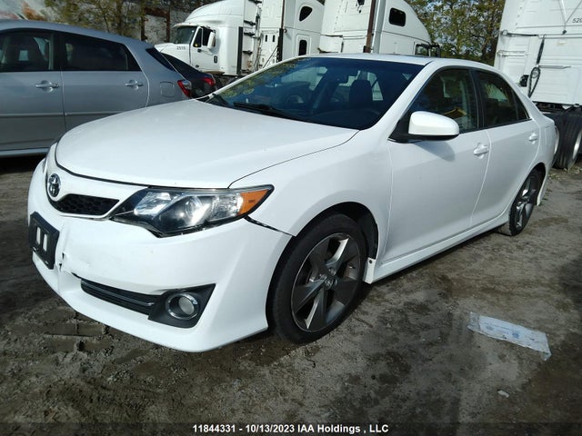 Toyota Camry Se/xle 2014 4T1BK1FK4EU549651 Image 2