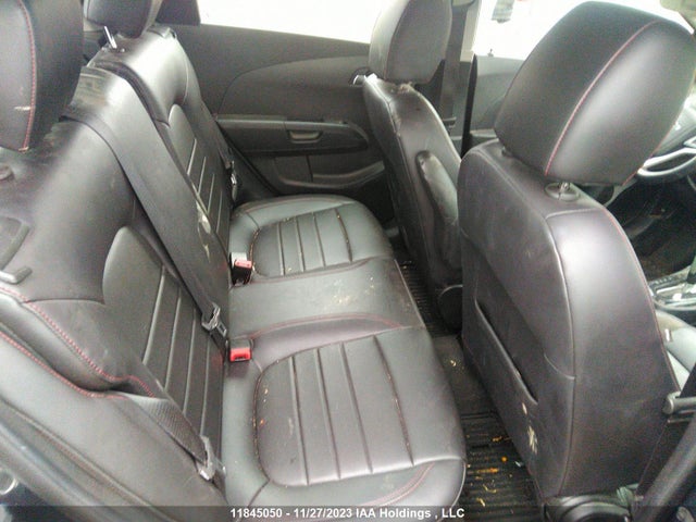 Chevrolet Sonic 2018 1G1JF6SB4J4131259 Image 25