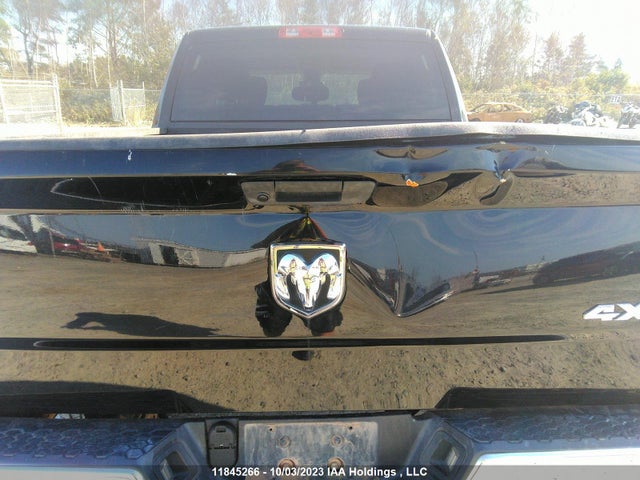 3C6RR7LT4NG380823 RAM 1500 Classic Slt