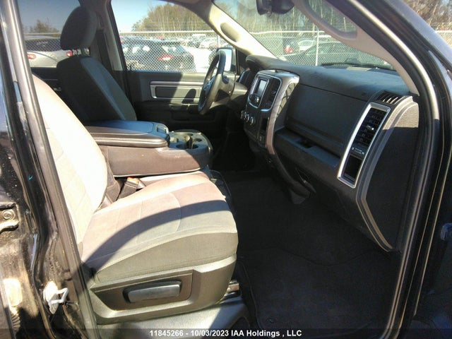 3C6RR7LT4NG380823 RAM 1500 Classic Slt