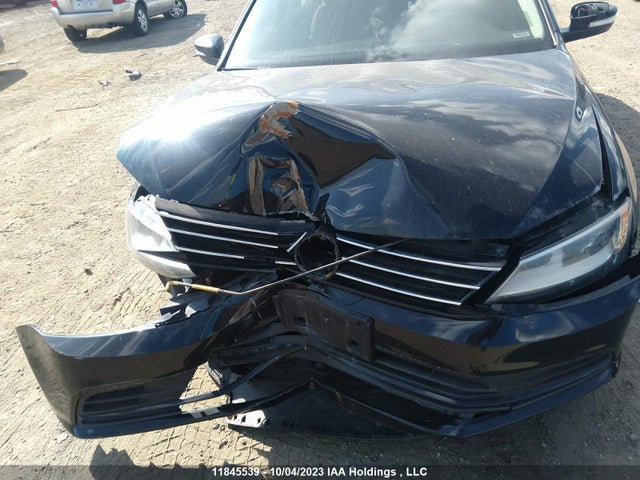 3VWD67AJ3GM337122 Volkswagen Jetta Sedan Comfortline
