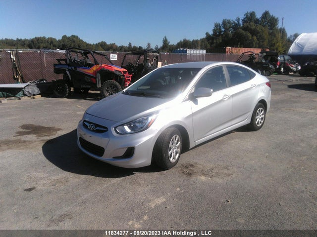 Hyundai ACCENT GL 2014 KMHCT4AEXEU720973 Image 2