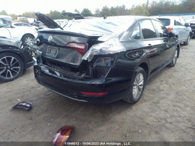 3VWC57BU3KM231494 Volkswagen Jetta Comfortline