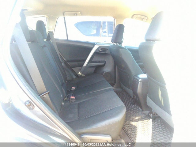 Toyota RAV4 LE 2016 2T3BFREV5GW450538 Image 8