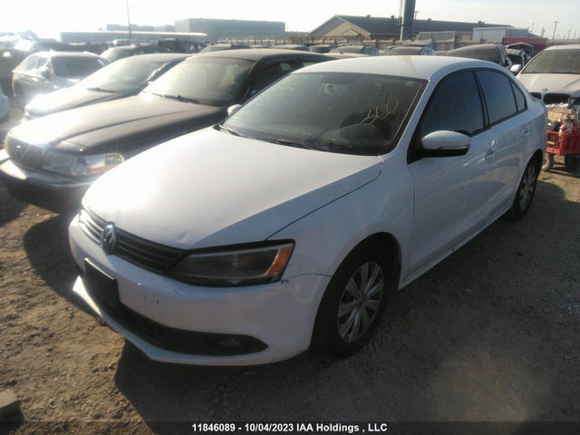 3VW2K7AJ8EM408539 Volkswagen Jetta Sedan Trendline+