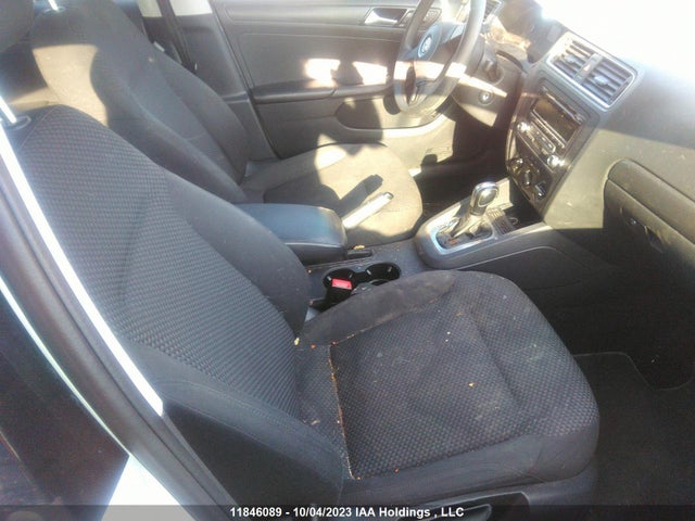 3VW2K7AJ8EM408539 Volkswagen Jetta Sedan Trendline+