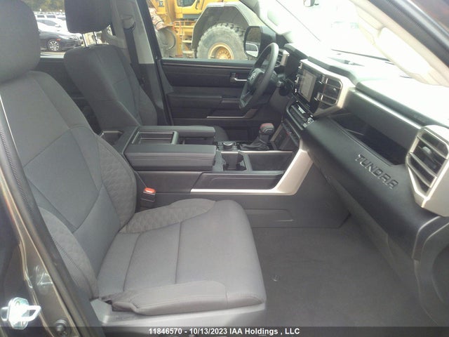 Toyota Tundra Sr 2023 5TFLA5DB9PX101400 Image 5