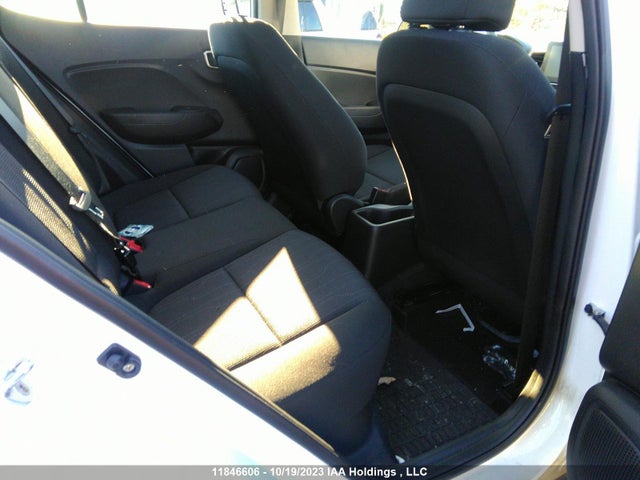 Hyundai Venue Essential 2021 KMHRB8A39MU118924 Image 9