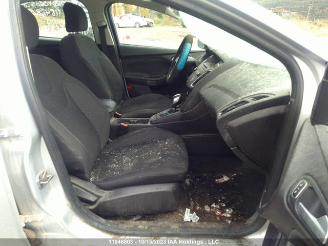 Ford FOCUS SE 2016 1FADP3K26GL370414 Image 5
