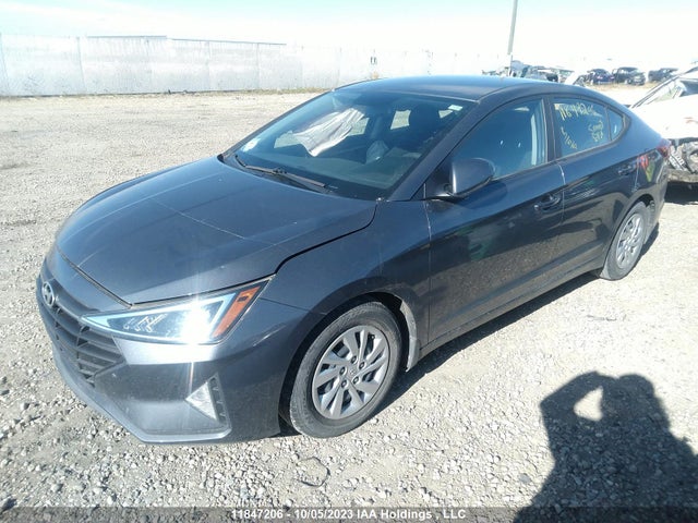 Hyundai Elantra Essential 2019 KMHD74LF9KU733322 Image 2