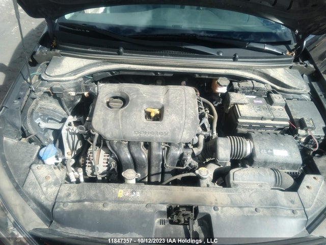 Hyundai Elantra Essential 2019 KMHD74LF3KU737656 Image 10