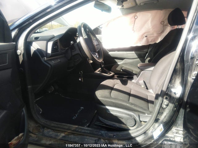Hyundai Elantra Essential 2019 KMHD74LF3KU737656 Image 5