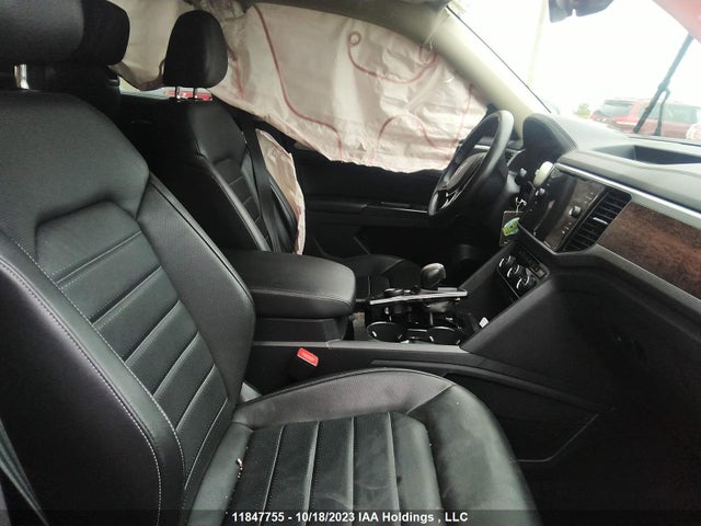 1V2TR2CA4JC568303 Volkswagen Atlas Execline