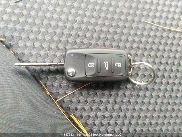 3VW2K7AJ4EM354575 Volkswagen Jetta Sedan Trendline+
