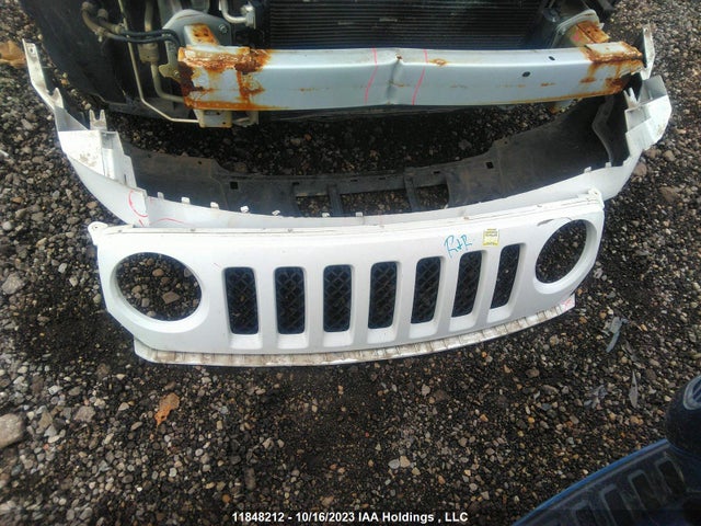 1C4NJPAA0GD535965 Jeep Patriot High Altitude
