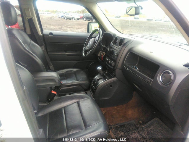 1C4NJPAA0GD535965 Jeep Patriot High Altitude