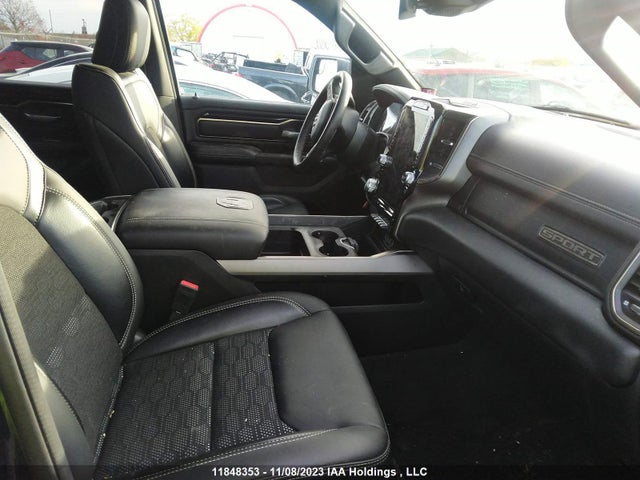 1C6SRFVT5NN400271 RAM 1500 Sport
